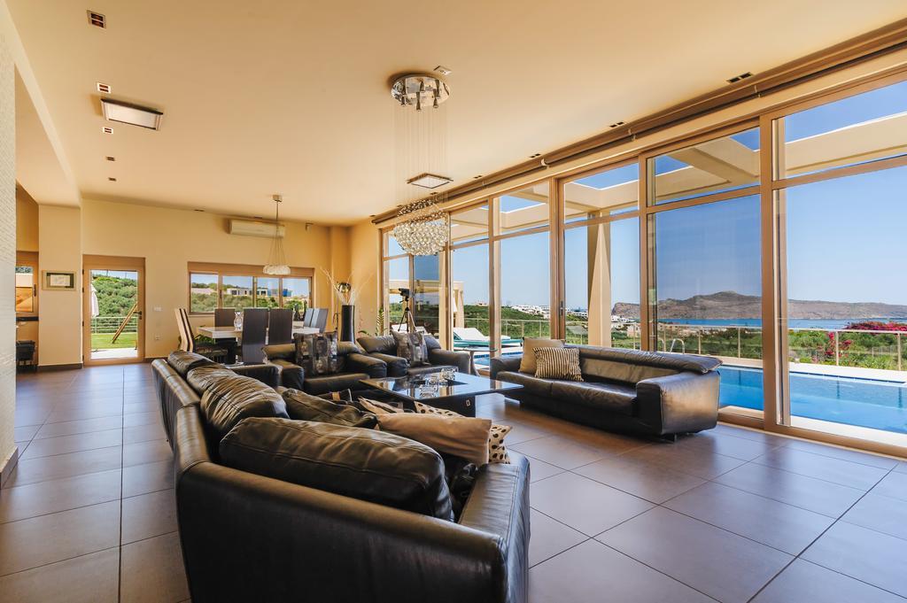 Villa Prigipessa Agia Marina Eksteriør bilde